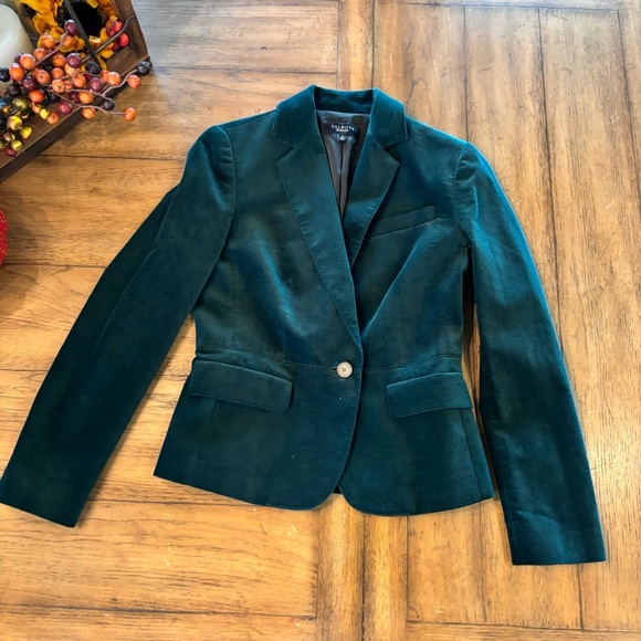 Talbots Jackets & Blazers - Talbots Velveteen Blazer in Green, size 4, Holidays, Party, Events, Classic